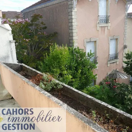 Rent this 2 bed apartment on 64 Rue Denis Forestier in 46000 Cahors, France