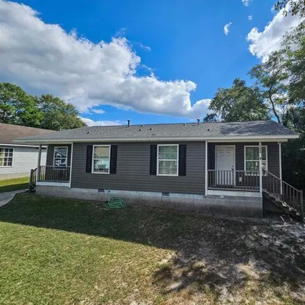 Rent this 2 bed house on 1807 Burnham St in West Columbia, South Carolina