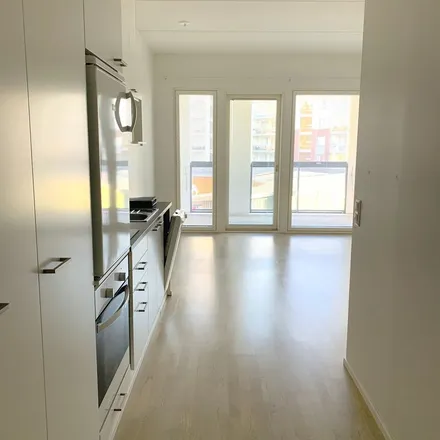 Rent this 1 bed apartment on Martinpolku 6 in 01620 Vantaa, Finland