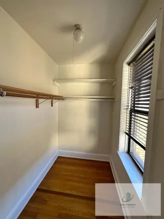 Rent this 1 bed apartment on 4055 North Elston Avenue