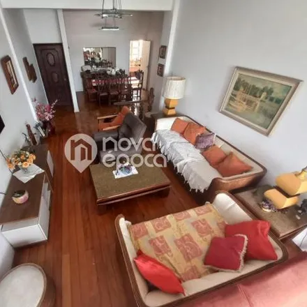 Buy this 3 bed apartment on Rua Senador Vergueiro 243 in Flamengo, Rio de Janeiro - RJ