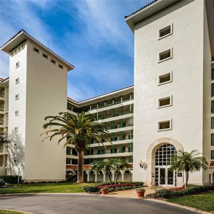 Buy this 2 bed condo on 4841 Osprey Drive South in Saint Petersburg, FL 33711