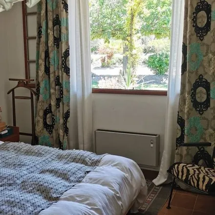 Rent this 3 bed house on 13210 Saint-Rémy-de-Provence