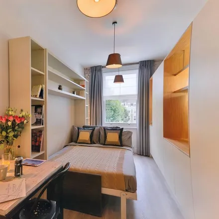 Rent this studio apartment on 33 Linden Gardens in London, W2 4HB