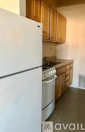 Image 6 - 7104 S Crandon Ave, Unit 208 - Apartment for rent
