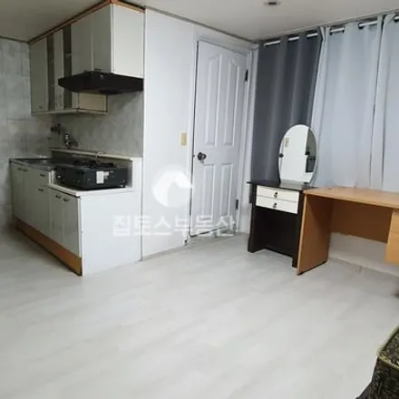 Rent this studio apartment on 서울특별시 서초구 서초동 1342-11
