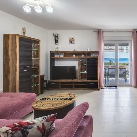 Rent this 3 bed house on 23233 Općina Privlaka