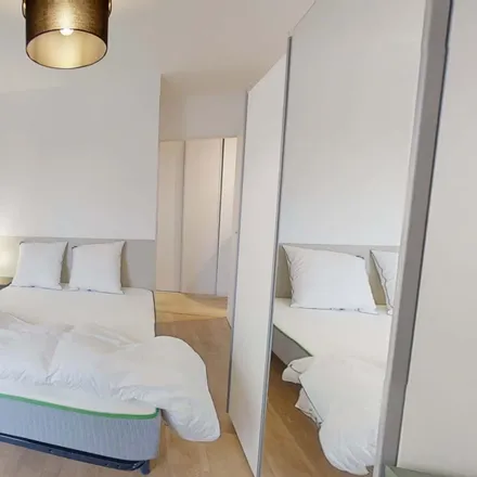 Rent this 5 bed room on 52 Boulevard Eugène Réguillon in 69100 Villeurbanne, France
