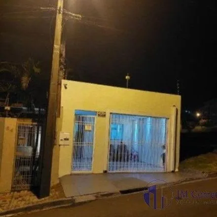 Buy this 2 bed house on Rua Antônio Pimentel in Coliseu, Londrina - PR