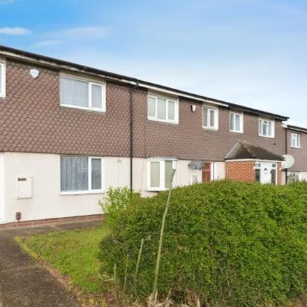 Buy this 3 bed townhouse on Rectory Road in Basildon, SS13 1AG