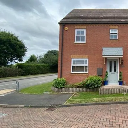 Rent this 3 bed house on 9 Fenton Road in Allesley, CV5 9PS