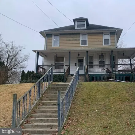 Buy this 5 bed house on 177 Linden Avenue in Rutledge, Delaware County