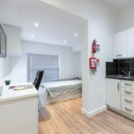 Rent this studio apartment on University of Leicester in De Montfort Mews, Leicester