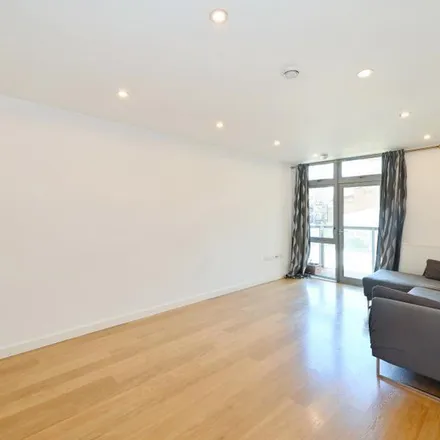 Rent this 3 bed apartment on Coral Apartments in 6 Salton Square, London