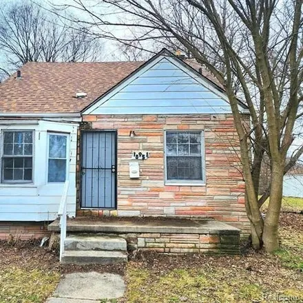Buy this 3 bed house on 18751 Huntington Road in Detroit, MI 48219