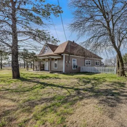 Image 3 - 3862 County Road 1125, Cleburne, TX 76033, USA - House for sale