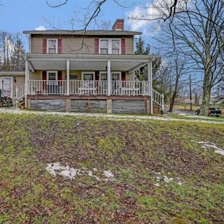 Image 2 - 7 Grange Road, Prompton, Wayne County, PA 18431, USA - House for sale