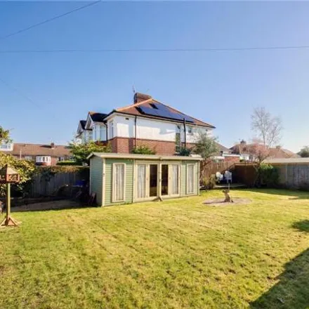 Image 3 - Bramley Road, Worthing, BN14 9DR, United Kingdom - House for sale