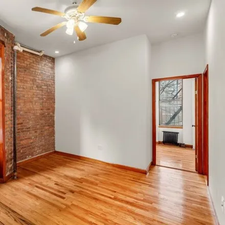 Rent this 4 bed house on 326 East 11th Street in New York, NY 10003