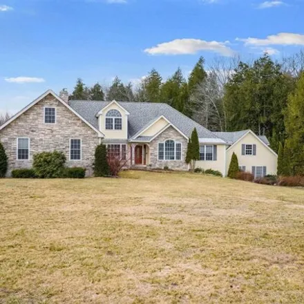 Buy this 6 bed house on 75 Wood Duck Circle in Sandown, Rockingham County