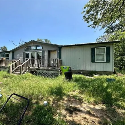 Buy this studio apartment on 1044 Trailside in Lee County, TX 78621