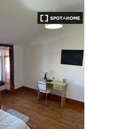 Rent this 5 bed room on Rua Guilherme Gomes Fernandes 25 in 3000-209 Coimbra, Portugal