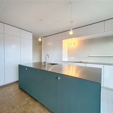 Rent this 2 bed apartment on Librairie Royale in Place de la Reine - Koninginneplein, 1030 Schaerbeek - Schaarbeek