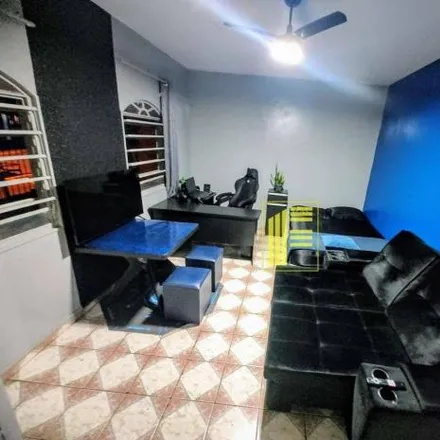 Rent this 5 bed house on Rua Professor Álvaro Duarte de Almeida in Vila Aeroporto, São José do Rio Preto - SP