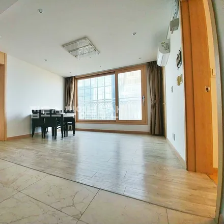 Rent this 3 bed apartment on 서울특별시 강남구 청담동 5-25