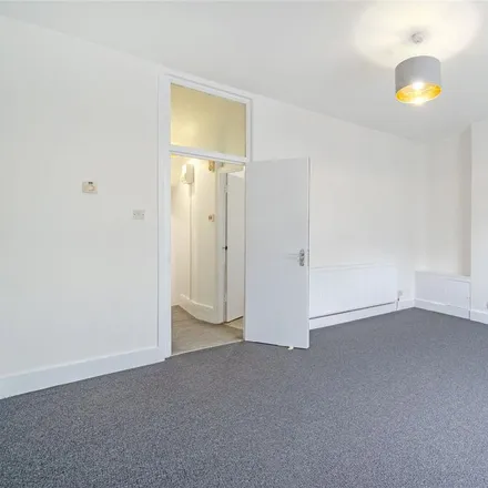 Image 1 - 37 Limes Grove, London, SE13 6DD, United Kingdom - Apartment for rent
