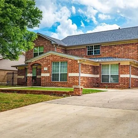 Buy this 5 bed house on 4370 South Loop West Frontage Road in Houston, TX 77096