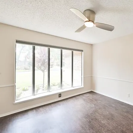 Image 4 - 4922 Stage Line Drive, Arlington, TX 76017, USA - House for rent