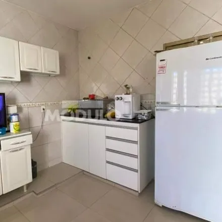 Rent this 3 bed house on Av. dos Taróis in Taiaman, Uberlândia - MG