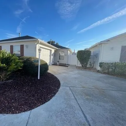 Rent this 2 bed house on 7620 Southeast 171st Horseshole Lane in The Villages, FL 34491