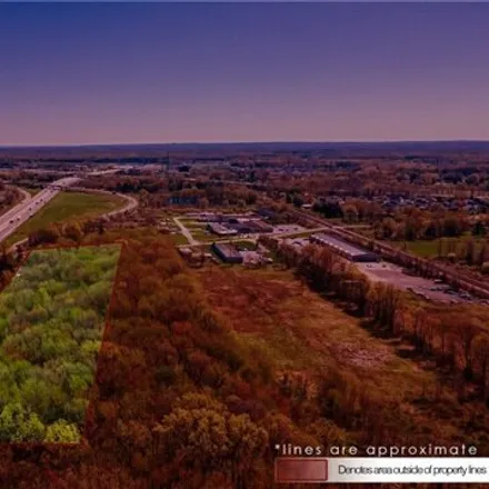 Image 3 - Ohio Turnpike, North Ridgeville, OH 44039, USA - House for sale