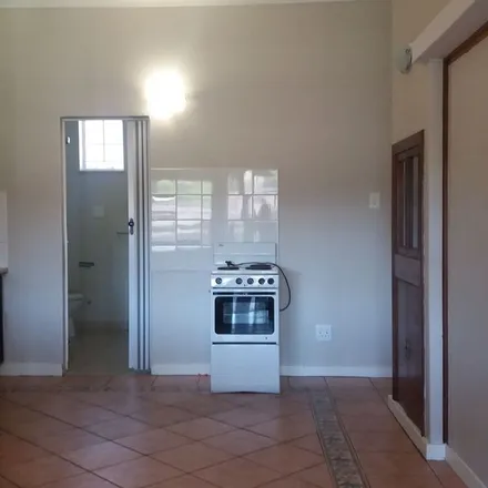 Image 7 - 5th Avenue, Parkhurst, Rosebank, 2024, South Africa - Apartment for rent