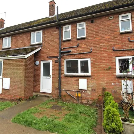 Rent this 3 bed townhouse on Louisberg Road in Hemswell Cliff, DN21 5XU