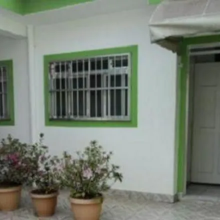 Buy this 2 bed house on Rua das Alfazemas in Vila Alpina, São Paulo - SP