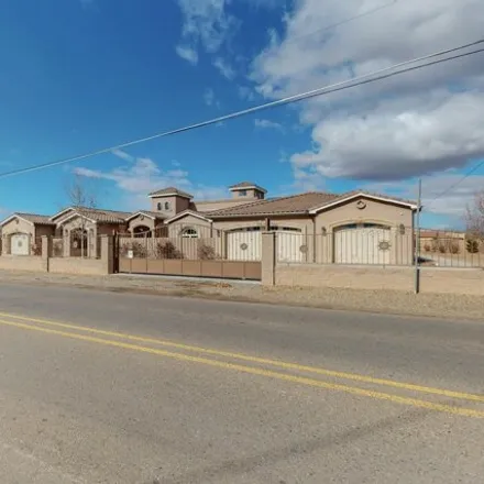 Image 5 - 207 Ranchitos Road Northwest, Los Ranchos de Albuquerque, Bernalillo County, NM 87114, USA - House for sale