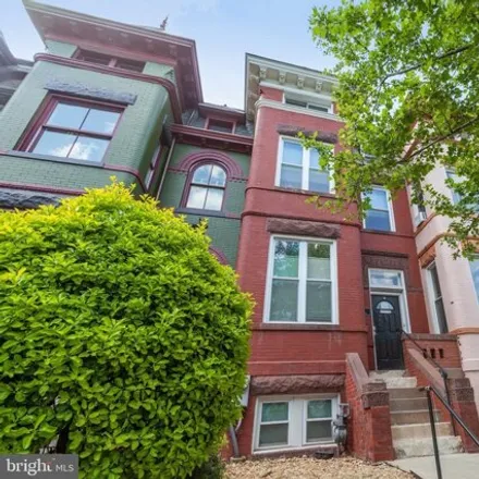 Rent this 9 bed house on 28 T Street Northwest in Washington, DC 20001