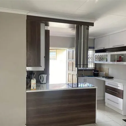 Rent this 3 bed apartment on Long Tom Pass Avenue in Kirkney, Pretoria