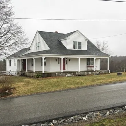 Rent this 4 bed house on Emerald Road in Rutland, Worcester County