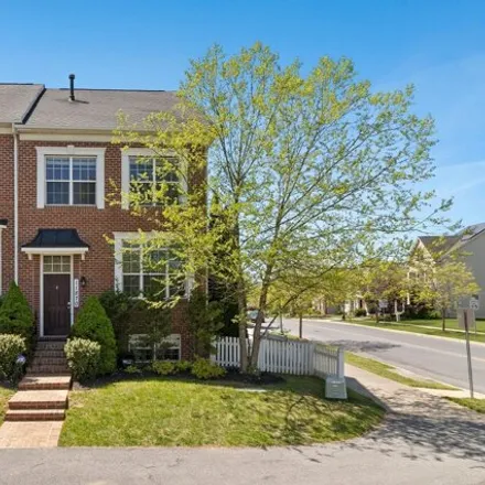 Rent this 4 bed townhouse on 11870 Skylark Road in Clarksburg, MD 20871