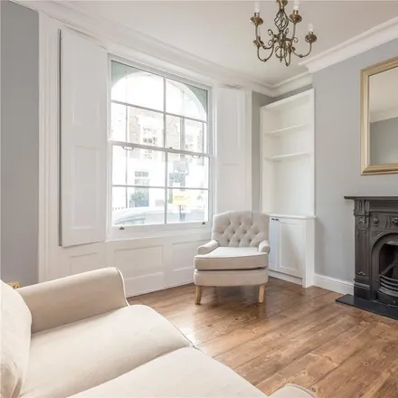 Rent this 2 bed apartment on 113 Offord Road in London, N1 1PH