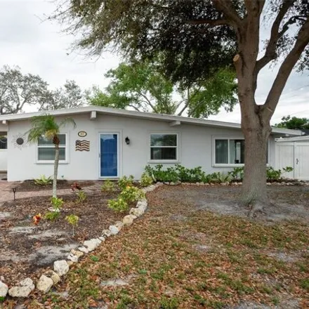 Rent this 2 bed house on 819 Harbor Drive South in Venice, FL 34285