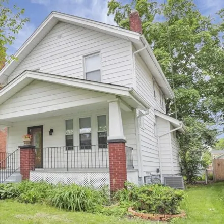 Buy this 3 bed house on 343 East Jenkins Avenue in Columbus, OH 43207