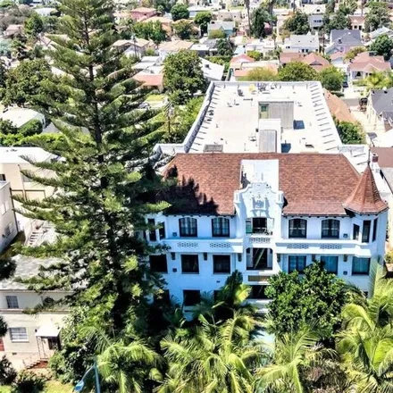 Image 1 - Horton Hall, 2041 North Vermont Avenue, Los Angeles, CA 90027, USA - House for sale