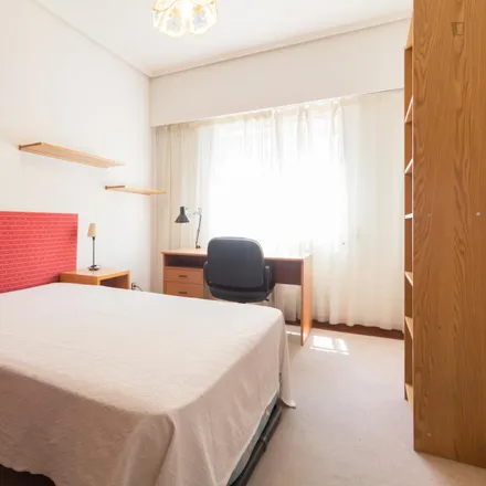 Rent this 4 bed room on Calle de Béjar in 18, 28028 Madrid