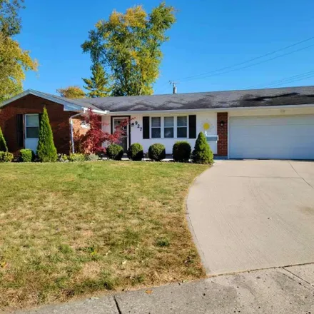 Buy this 3 bed house on 927 New Haven Road in Landin Park, Piqua