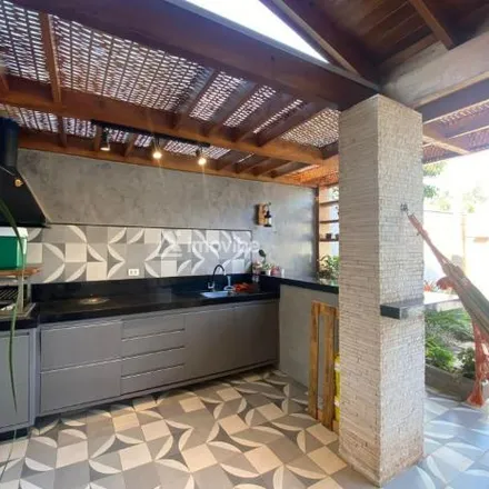 Buy this 2 bed house on Rua Monte Carmelo in Vila Alfa, Santa Bárbara d'Oeste - SP
